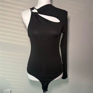 Black One-Shoulder Cutout Bodysuit